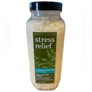 Bath & Body Works Aromatherapy Eucalyptus & Spearmint Bath Soak 17 oz New